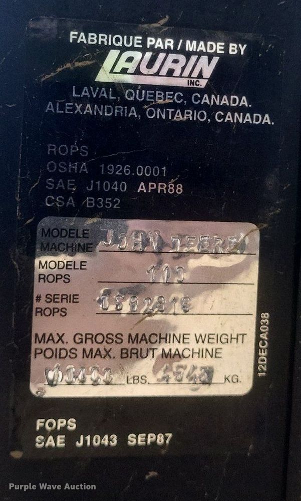 image for item DR4764 2004 John Deere 110 backhoe