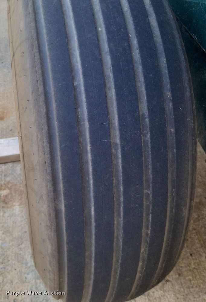 image for item DR4765 2012 U-Dump 510-10 dump trailer