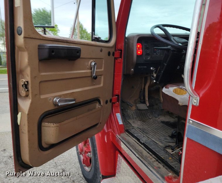 image for item DR8009 1980 International 1824 fire truck