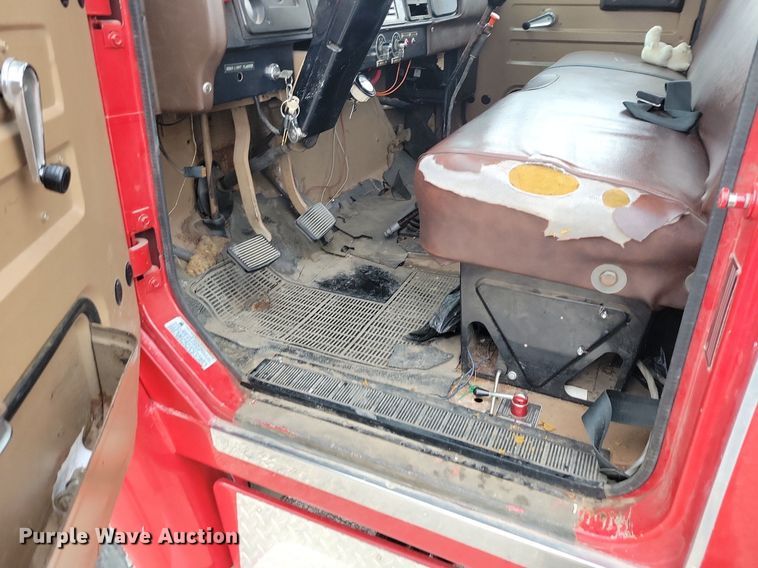 image for item DR8009 1980 International 1824 fire truck