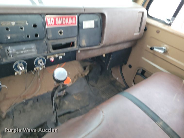 image for item DR8009 1980 International 1824 fire truck