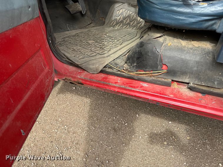 image for item EH5493 1991 Chevrolet  C3500 Crew Cab pickup truck