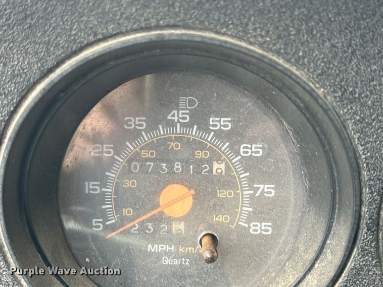 image for item EH5493 1991 Chevrolet  C3500 Crew Cab pickup truck