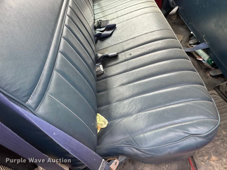 image for item EH5493 1991 Chevrolet  C3500 Crew Cab pickup truck