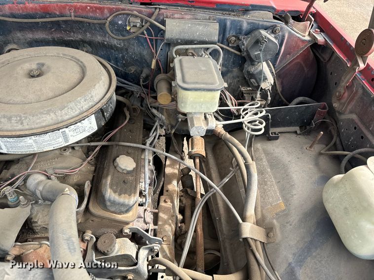 image for item EH5493 1991 Chevrolet  C3500 Crew Cab pickup truck