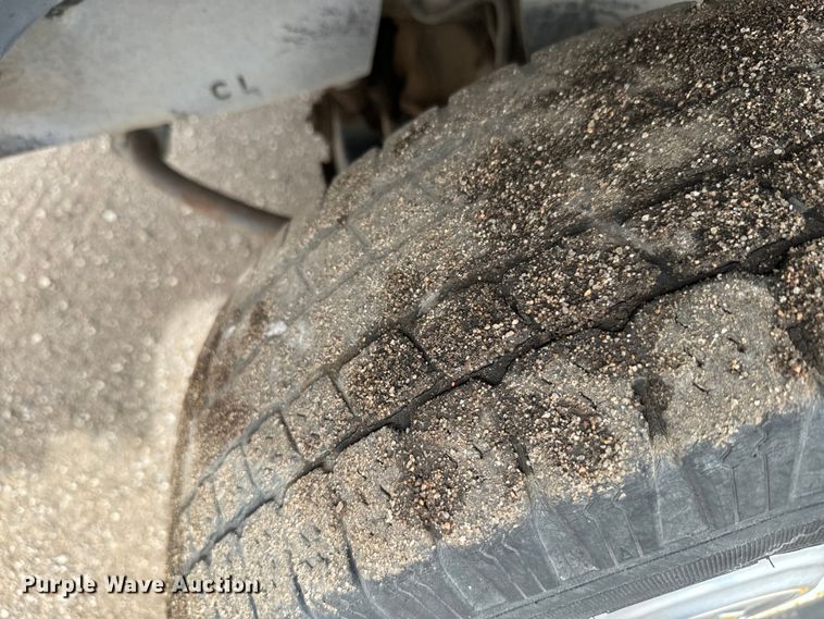 image for item EH5493 1991 Chevrolet  C3500 Crew Cab pickup truck