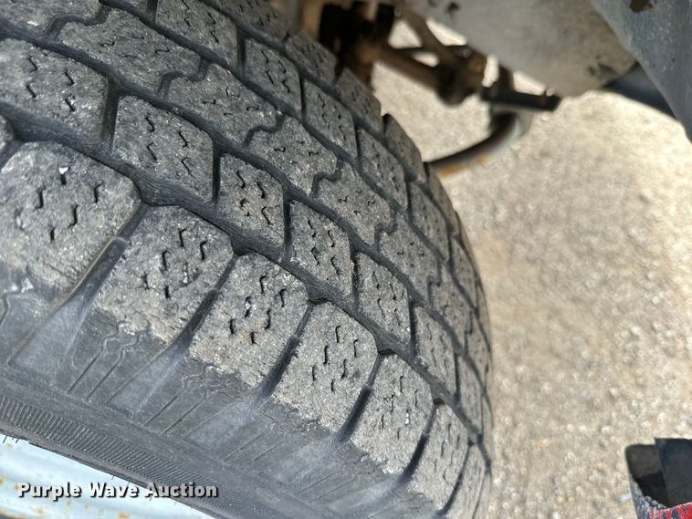 image for item EH5493 1991 Chevrolet  C3500 Crew Cab pickup truck