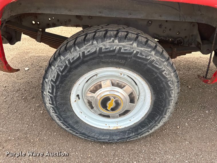 image for item EH5493 1991 Chevrolet  C3500 Crew Cab pickup truck