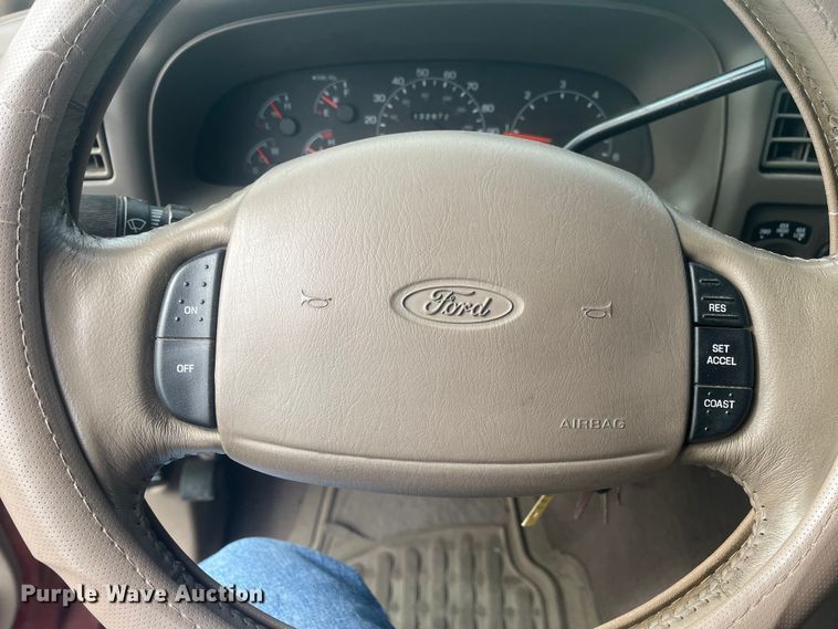 image for item EH5500 2000 Ford Excursion XLT SUV