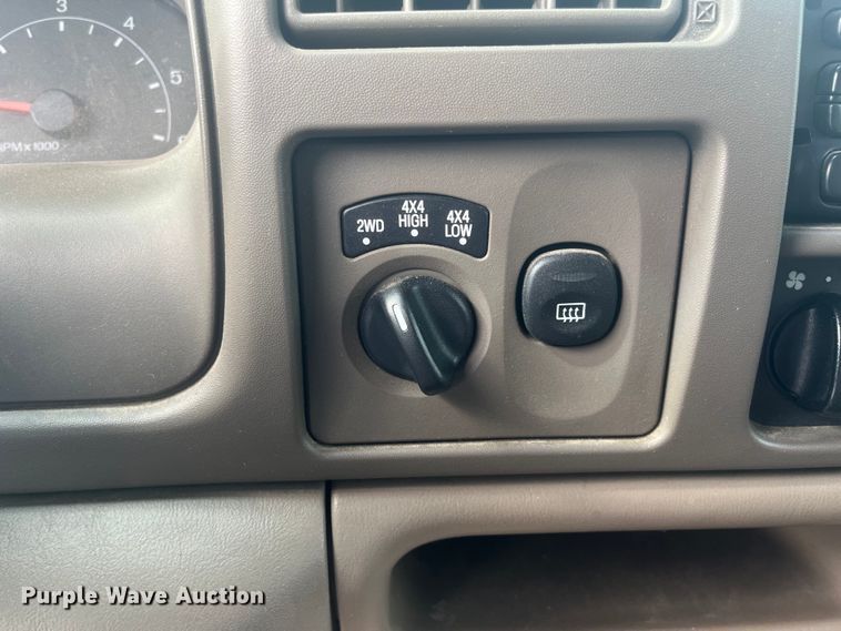 image for item EH5500 2000 Ford Excursion XLT SUV