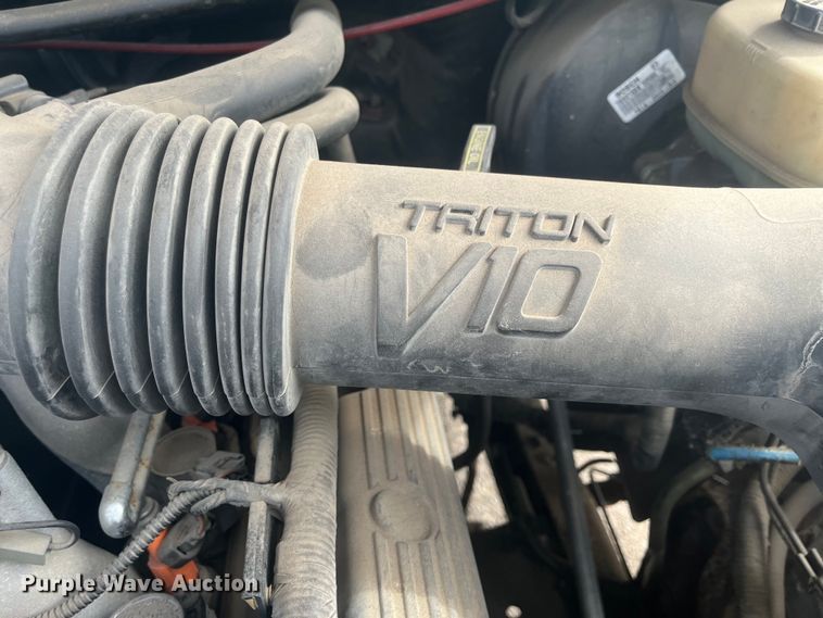 image for item EH5500 2000 Ford Excursion XLT SUV