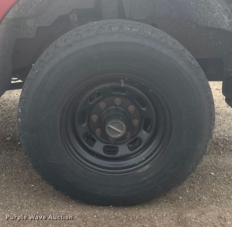 image for item EH5500 2000 Ford Excursion XLT SUV