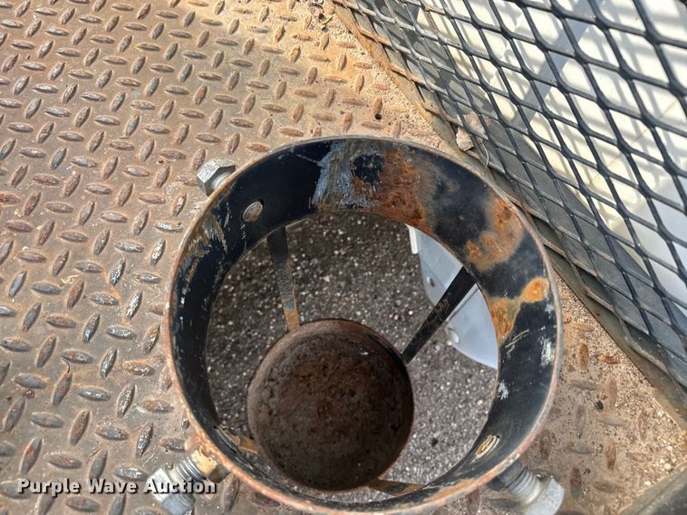 image for item EH5503 1996 Dodge Ram 1500 flatbed pickup truck