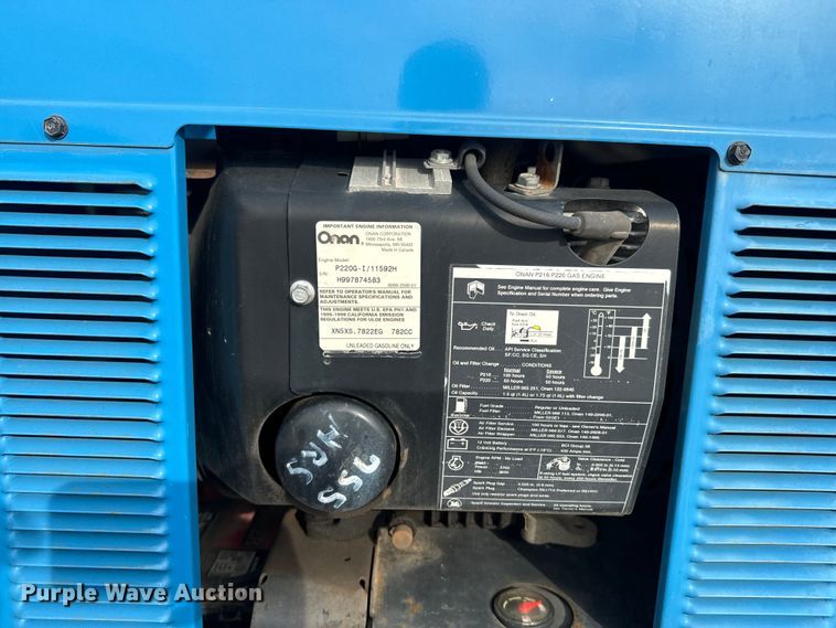 image for item EH5503 1996 Dodge Ram 1500 flatbed pickup truck