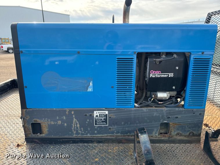 image for item EH5503 1996 Dodge Ram 1500 flatbed pickup truck