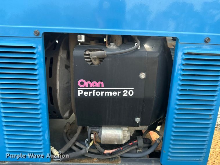 image for item EH5503 1996 Dodge Ram 1500 flatbed pickup truck