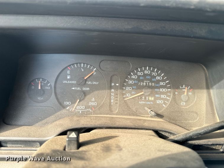 image for item EH5503 1996 Dodge Ram 1500 flatbed pickup truck