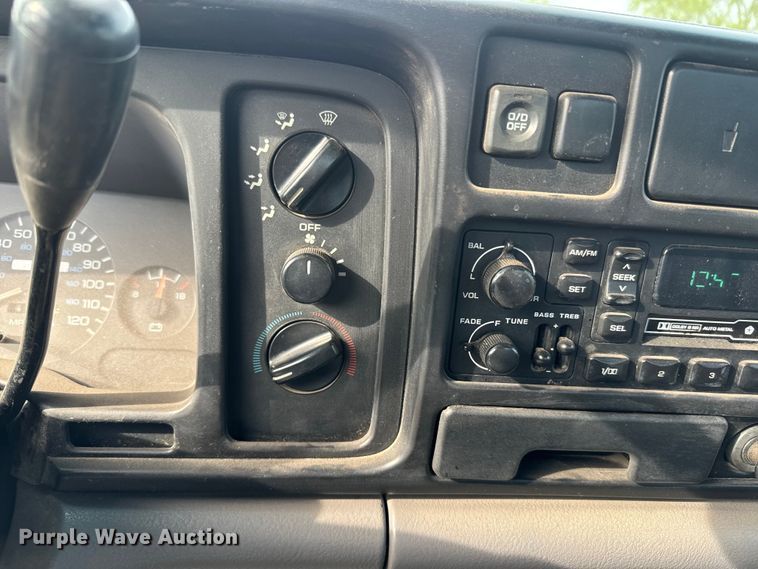 image for item EH5503 1996 Dodge Ram 1500 flatbed pickup truck