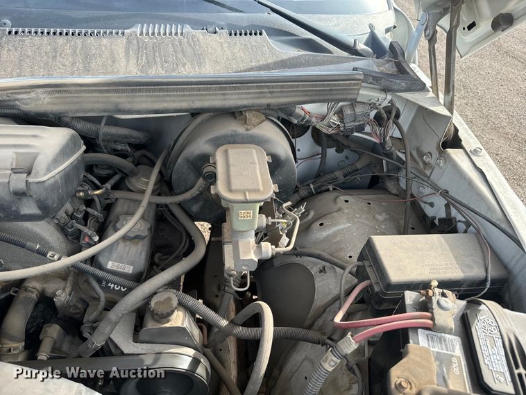 image for item EH5503 1996 Dodge Ram 1500 flatbed pickup truck