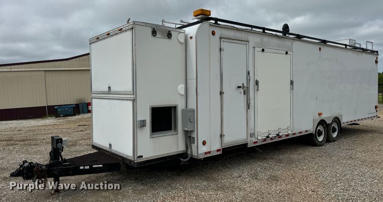 image for item EH6701 2005 Jensen office trailer