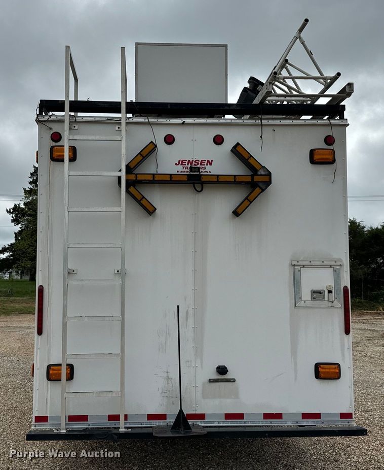 image for item EH6701 2005 Jensen office trailer