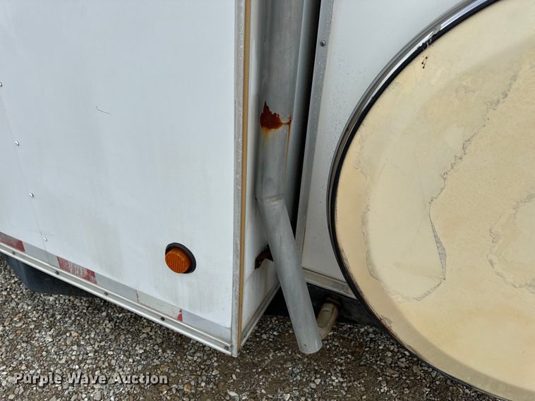 image for item EH6701 2005 Jensen office trailer