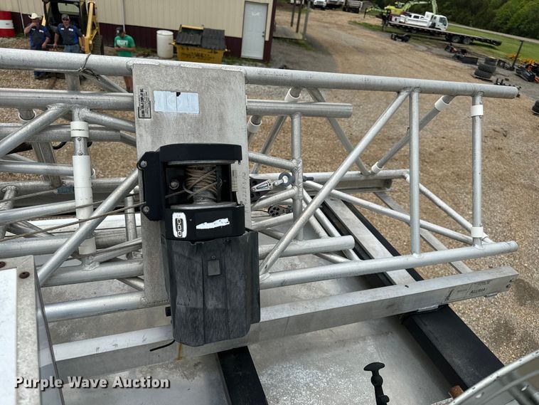 image for item EH6701 2005 Jensen office trailer