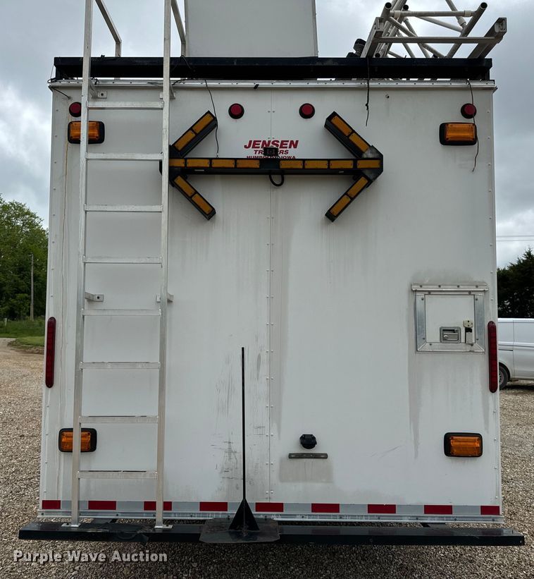 image for item EH6701 2005 Jensen office trailer