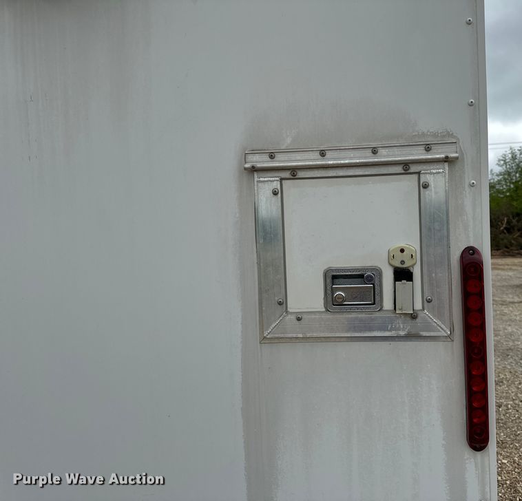 image for item EH6701 2005 Jensen office trailer