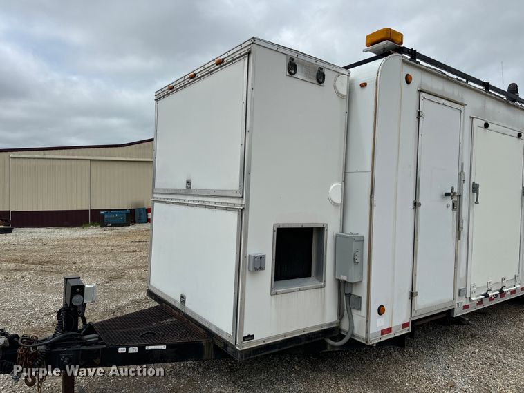 image for item EH6701 2005 Jensen office trailer