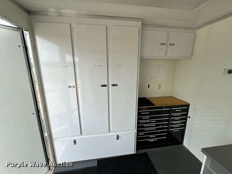 image for item EH6701 2005 Jensen office trailer
