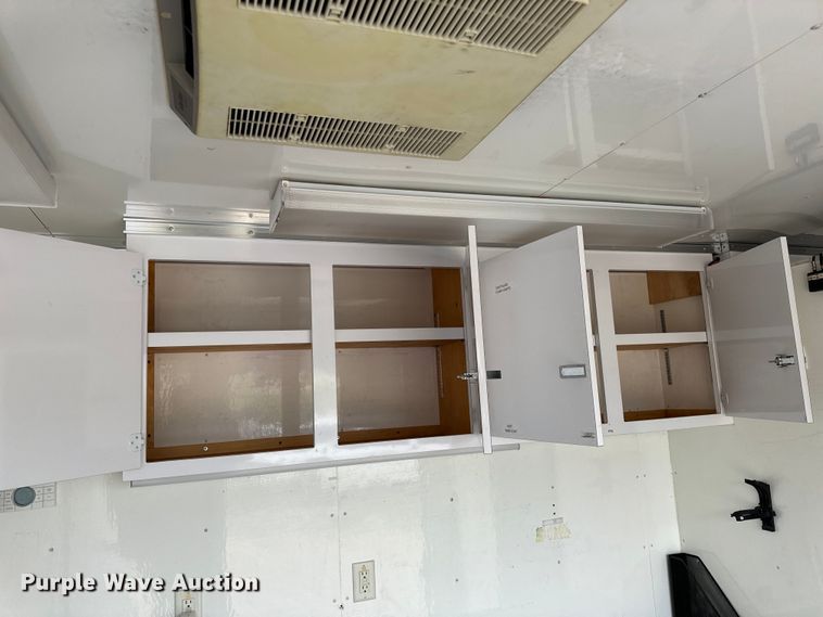 image for item EH6701 2005 Jensen office trailer