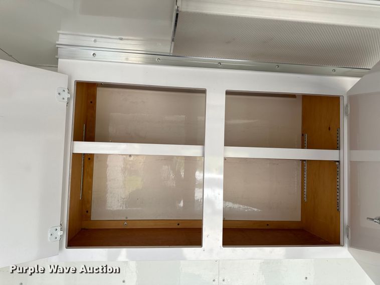 image for item EH6701 2005 Jensen office trailer