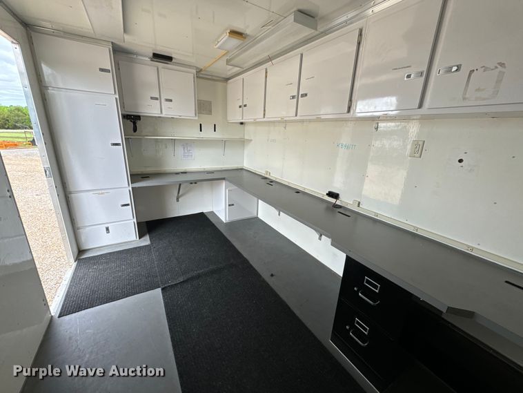 image for item EH6701 2005 Jensen office trailer