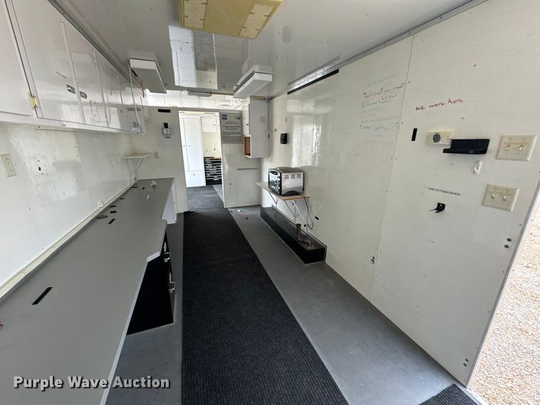 image for item EH6701 2005 Jensen office trailer