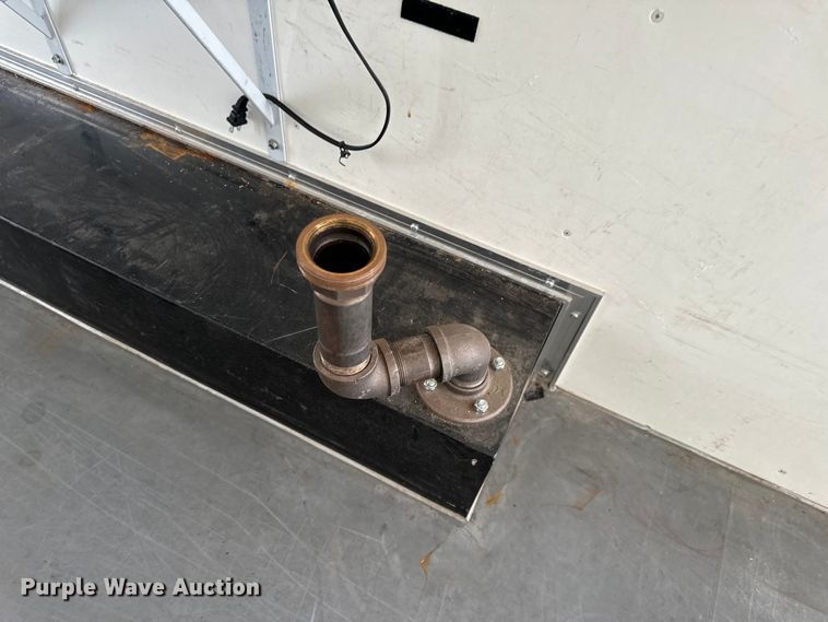 image for item EH6701 2005 Jensen office trailer