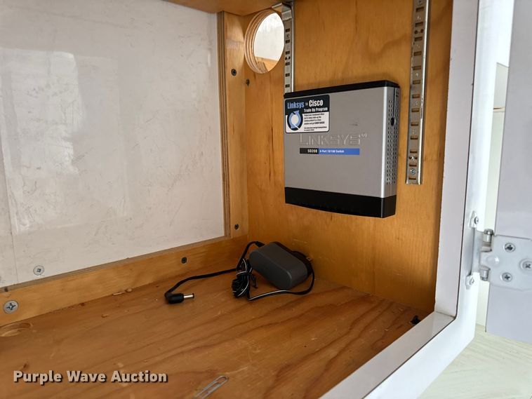 image for item EH6701 2005 Jensen office trailer