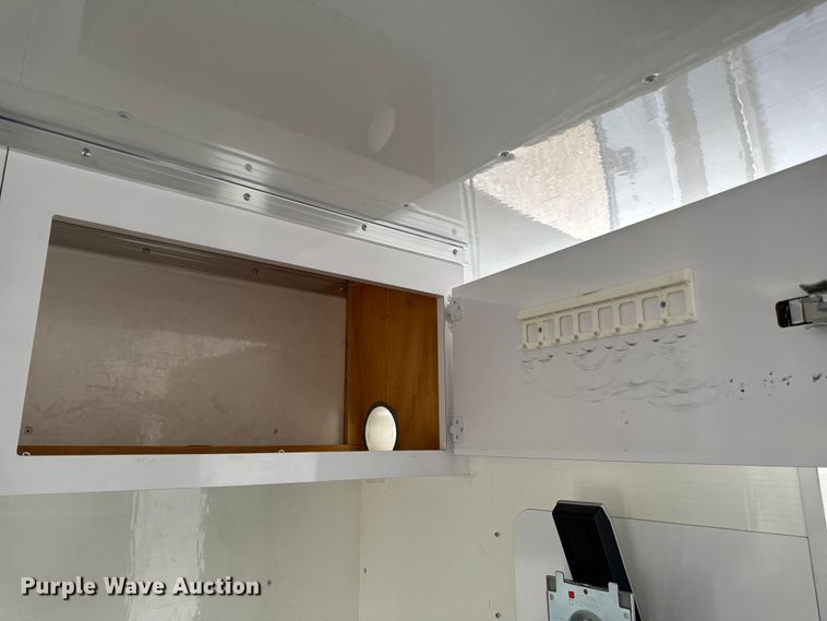 image for item EH6701 2005 Jensen office trailer