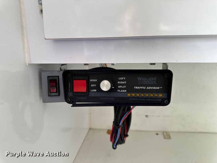 image for item EH6701 2005 Jensen office trailer