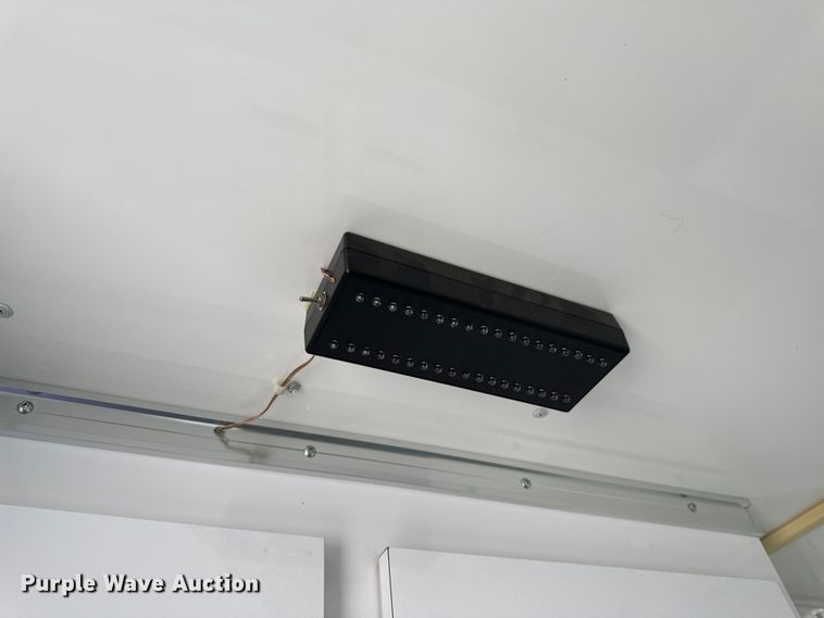 image for item EH6701 2005 Jensen office trailer