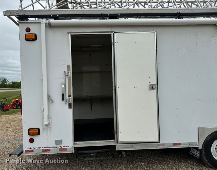 image for item EH6701 2005 Jensen office trailer