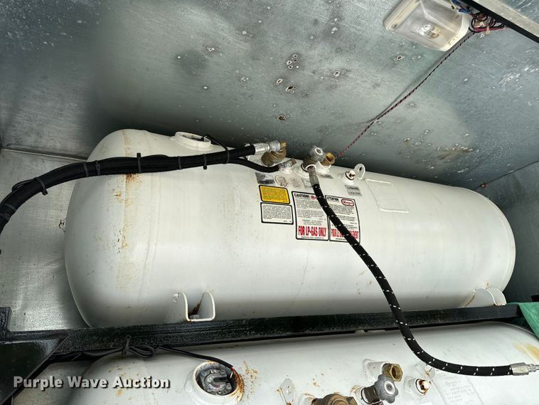 image for item EH6701 2005 Jensen office trailer