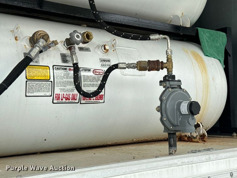 image for item EH6701 2005 Jensen office trailer