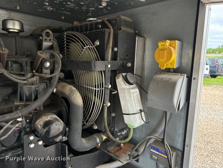 image for item EH6701 2005 Jensen office trailer