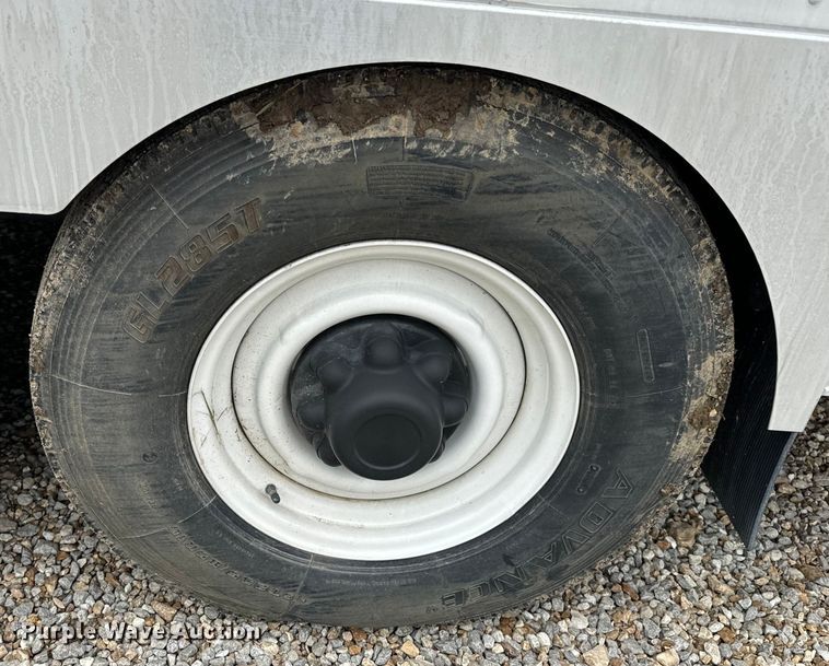 image for item EH6701 2005 Jensen office trailer