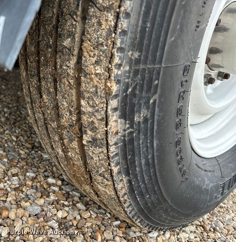 image for item EH6701 2005 Jensen office trailer