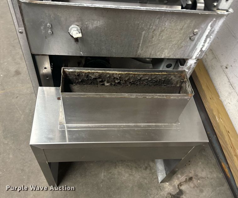 image for item EH6714 Restaurant equipment