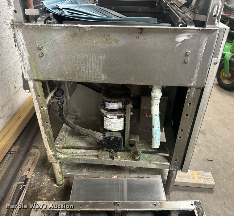 image for item EH6714 Restaurant equipment