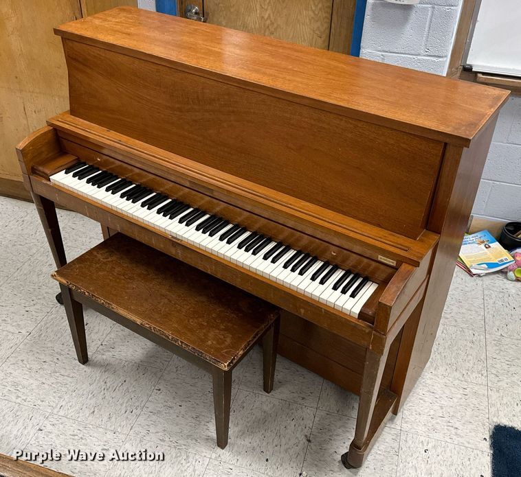 image for item EH6716 (3) pianos