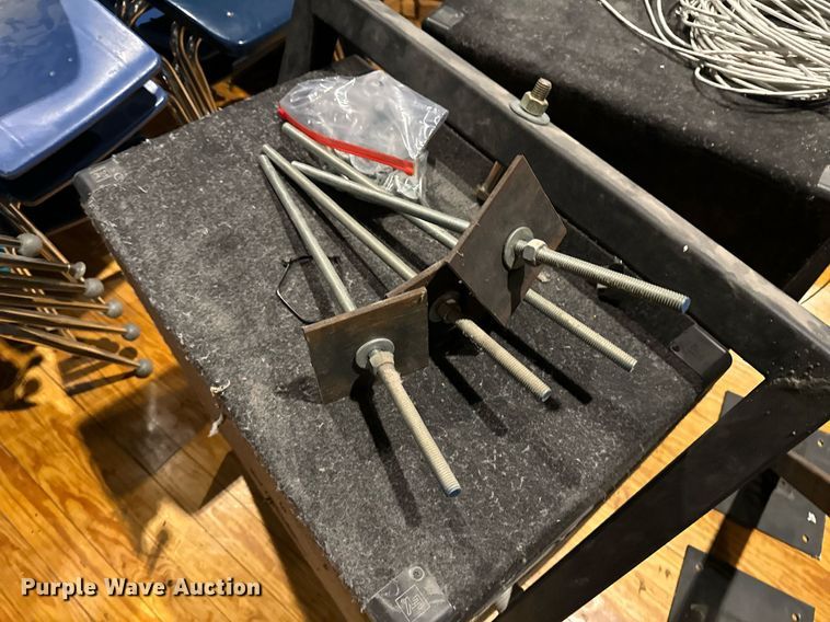 image for item EH6717 Electronics